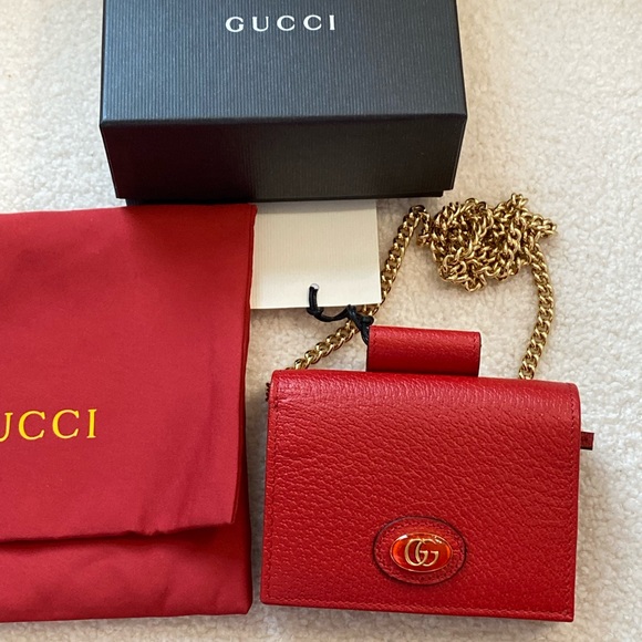 Gucci Handbags - Gucci wallet on chain